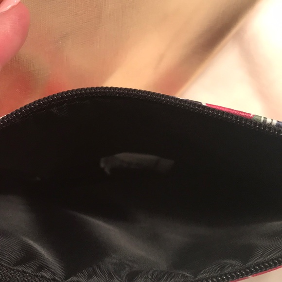 NWT. 3 Piece Cosmetic Bag Set - Picture 6 of 8